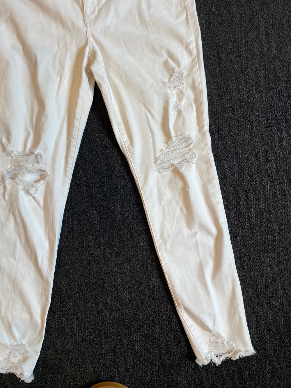 American Eagle Outfitters White Stretch Jeans - Picture 3 of 8